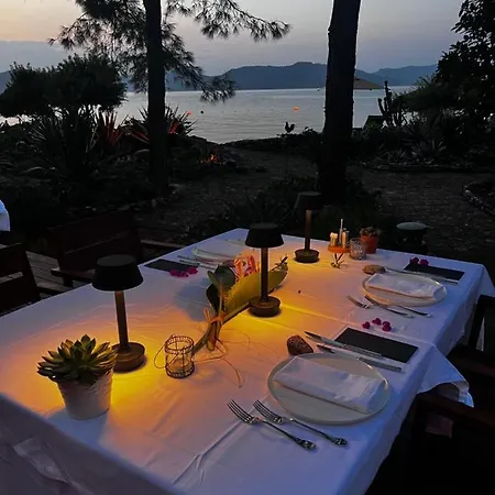 Ada Capra Hotel *